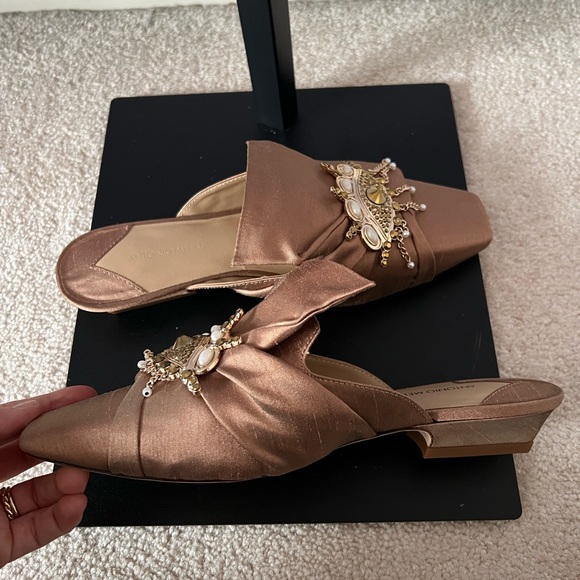 ANTONIO MELANI Bronze Embellished Mules - Picture 4 of 7
